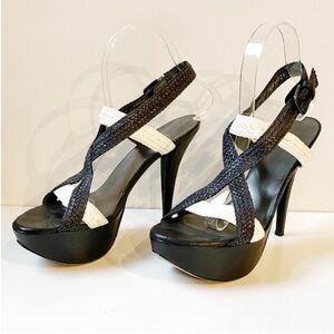 Stuart Weitzman Camino Leather Black & White Platform Heels
